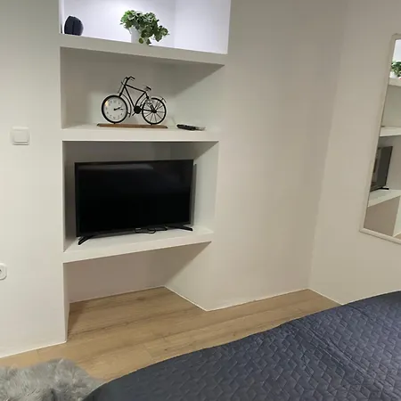 Tina Apartment *