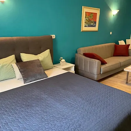 Apartament Tina *