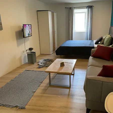 Tina Apartman Vodice